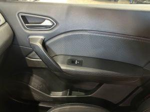 Renault Captur RS Line TCe 160 EDC - Foto 14