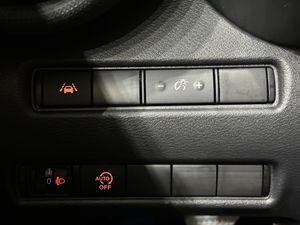 Nissan Juke DIG-T 84 kW (114 CV) 6M/T N-Connecta - Foto 18