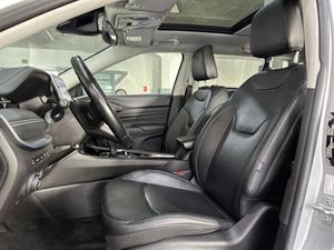 Jeep Compass 4Xe 1.3 PHEV 177kW (240CV) S AT AWD - Foto 10