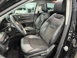 Jeep Compass 4Xe 1.3 PHEV 177kW Trailhawk AT AWD - Foto 9