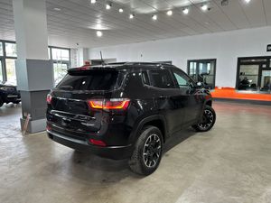 Jeep Compass 4Xe 1.3 PHEV 177kW Trailhawk AT AWD - Foto 6