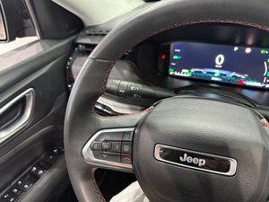 Jeep Compass 4Xe 1.3 PHEV 177kW Trailhawk AT AWD - Foto 17