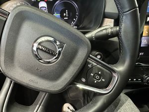 Volvo XC40 1.5 T4 Twin Recharge Inscription Ex Auto - Foto 18