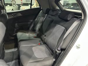 Kia Sportage 1.6 T-GDi PHEV 198kW (265CV) Drive 4x4 - Foto 9