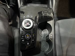 Kia Sportage 1.6 T-GDi PHEV 198kW (265CV) Drive 4x4 - Foto 25