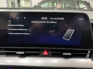 Kia Sportage 1.6 T-GDi PHEV 198kW (265CV) Drive 4x4 - Foto 23