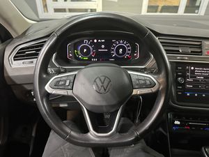 Volkswagen Tiguan Life 1.4 TSI eHybrid 180kW (245CV) DSG - Foto 14