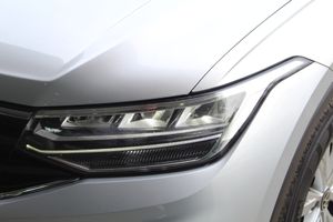 Volkswagen Tiguan Life 1.4 TSI eHybrid 180kW (245CV) DSG - Foto 30