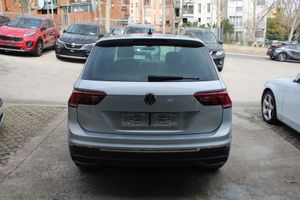 Volkswagen Tiguan Life 1.4 TSI eHybrid 180kW (245CV) DSG - Foto 6