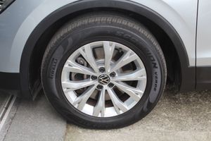 Volkswagen Tiguan Life 1.4 TSI eHybrid 180kW (245CV) DSG - Foto 32