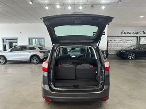 Ford Grand C-MAX 1.5TDCI 120CV TITANIUM - Foto 8
