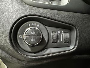 Jeep Renegade Longitude 1.0G 88kW (120CV) 4x2 - Foto 23