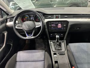 Volkswagen Passat Variant GTE 1.4 TSI e-Power 115kW + 85kW - Foto 11