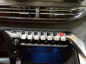 Peugeot 3008 Hybrid 225 e-EAT8 Allure Pack - Foto 23