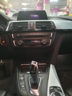 BMW Serie 3 320d Touring - Foto 15