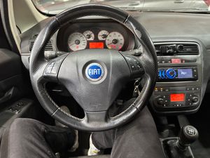 Fiat Grande punto 1.9 Multijet 130CV Sport - Foto 14