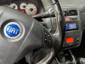 Fiat Grande punto 1.9 Multijet 130CV Sport - Foto 16