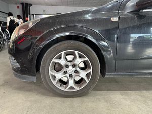 Opel Astra GTC 1.9 CDTi 120 CV Enjoy - Foto 22