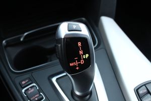 BMW Serie 3 318d Touring - Foto 20