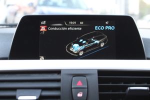 BMW Serie 3 318d Touring - Foto 28