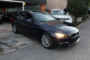 BMW Serie 3 318d Touring - Foto 4