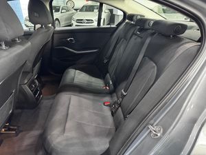 BMW Serie 3 320e - Foto 10