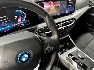 BMW Serie 3 320e - Foto 18