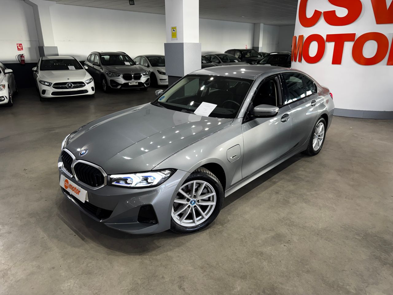 BMW Serie 3 320e - Foto 1