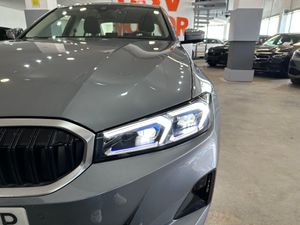 BMW Serie 3 320e - Foto 24