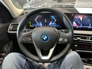 BMW Serie 3 320e - Foto 15