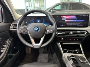 BMW Serie 3 320e - Foto 12