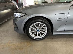 BMW Serie 3 320e - Foto 26