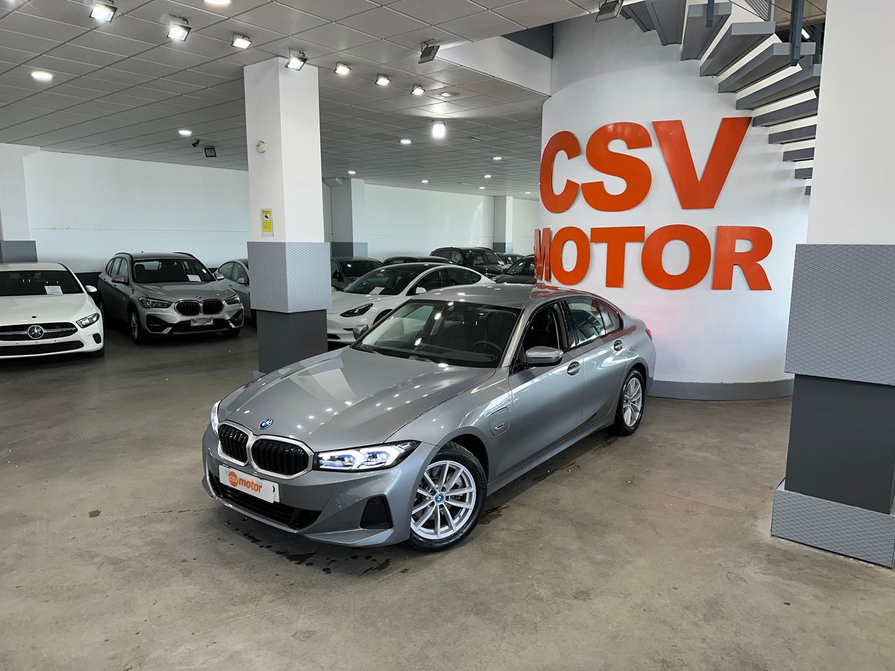 BMW Serie 3 320e - Foto 1