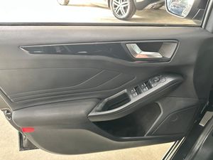 Ford Focus 1.0 Ecoboost MHEV 92kW ST-Line - Foto 13