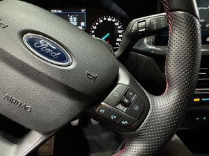 Ford Focus 1.0 Ecoboost MHEV 92kW ST-Line - Foto 17