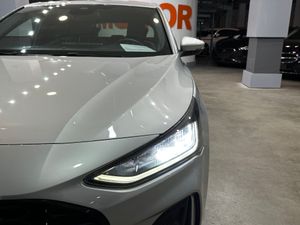 Ford Focus 1.0 Ecoboost MHEV 92kW ST-Line - Foto 26