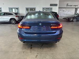 BMW Serie 3 330e - Foto 7