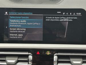 BMW Serie 3 330e - Foto 20