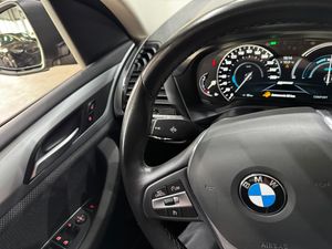 BMW X3 xDrive30e - Foto 18