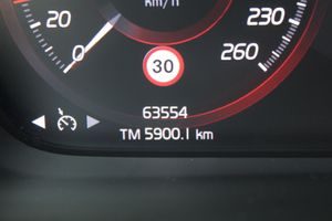 Volvo XC40 1.5 T4 Twin Recharge Inscription Auto - Foto 25