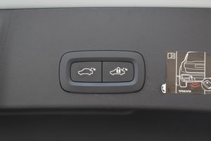 Volvo XC40 1.5 T4 Twin Recharge Inscription Auto - Foto 32