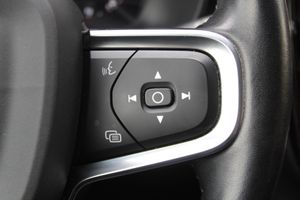 Volvo XC40 1.5 T4 Twin Recharge Inscription Auto - Foto 13