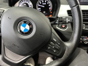 BMW X1 xDrive25e - Foto 16