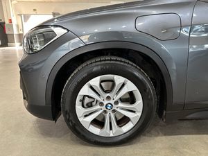 BMW X1 xDrive25e - Foto 25