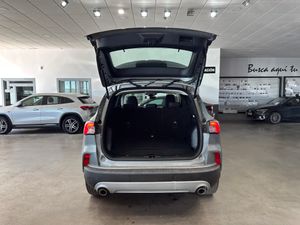 Ford Kuga Titanium 2.5 Duratec FHEV 140kW Auto - Foto 8