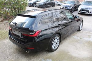 BMW Serie 3 318d Auto.Touring - Foto 7