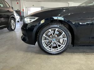 BMW Serie 3 330E 292CV FAMILIAR - Foto 29