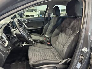 Kia Ceed 1.0 T-GDi 74kW (100CV) - Foto 9