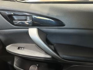 Mitsubishi Eclipse Cross 2.4 PHEV Kaiteki Auto 4WD - Foto 14