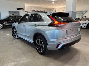 Mitsubishi Eclipse Cross 2.4 PHEV Kaiteki Auto 4WD - Foto 5